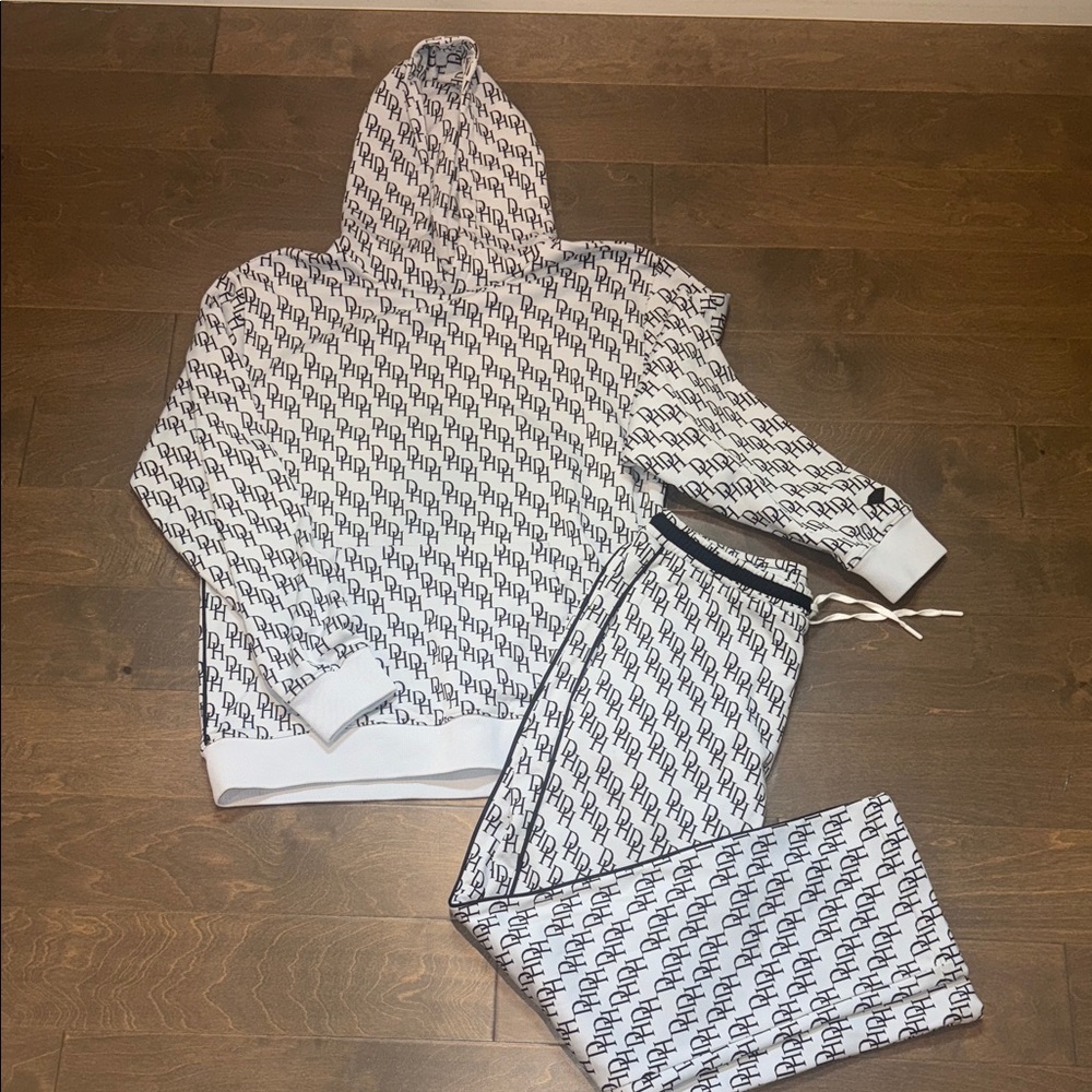 DH Monogram Print Hoodie & Jogger Set White with Black Logo DIAMOND SUPPLY & CO